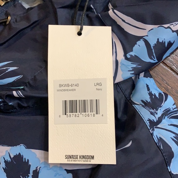 Sunrise Kingdom Windbreaker Weatherproof Jacket - Picture 9 of 11